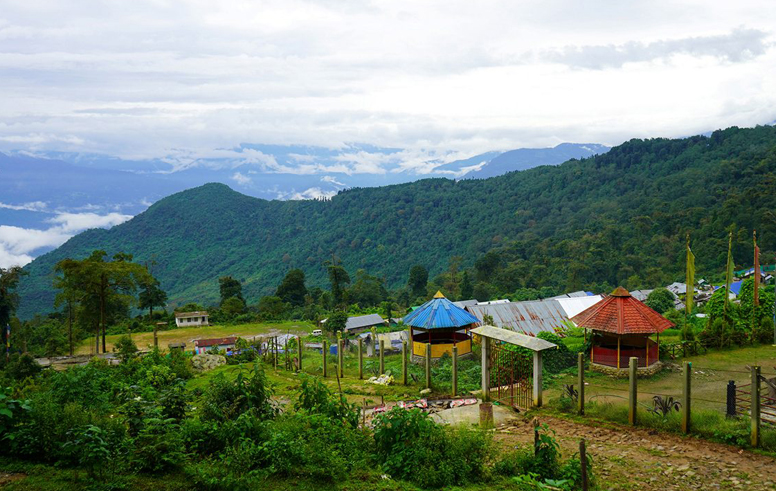 Best Homestay, Best Hotel, Best offbeat location in Delo Park, Daragaon, Dalapachan Khasmahal, Ramdhura, Icche Gaon, Burmaik, Sillery Gaon, Kalimpong